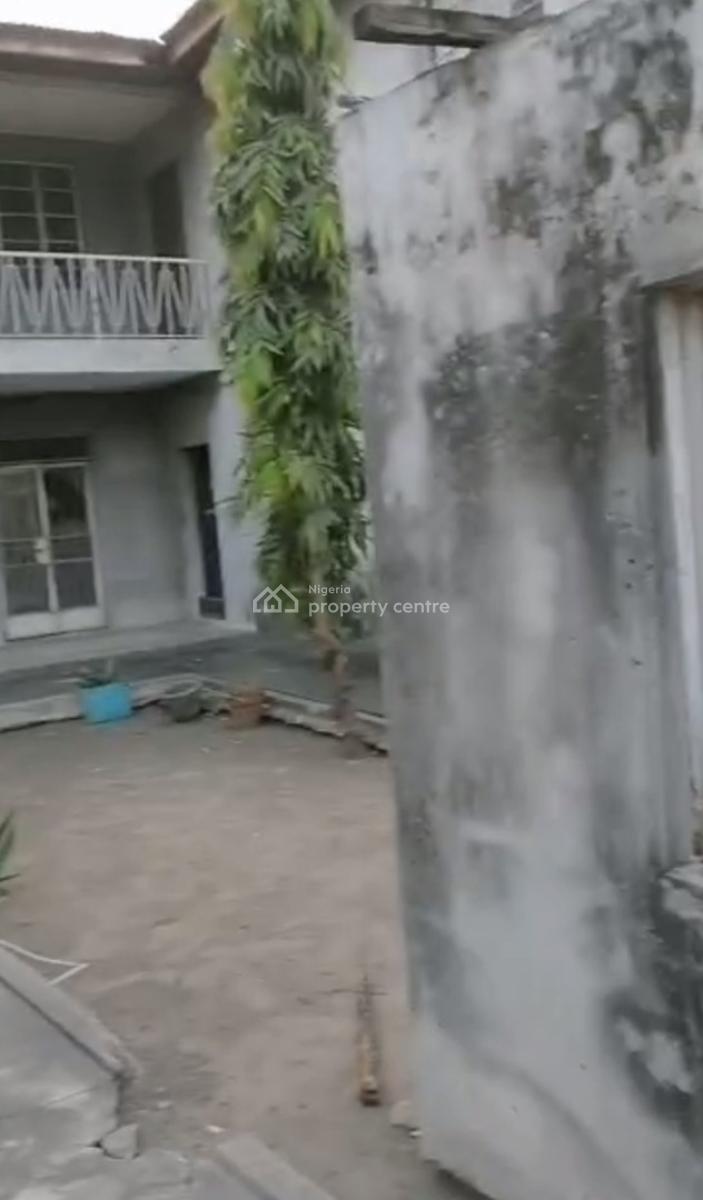 Lease: 4 Bedroom Semi-detached House with Bqs at The Back, Masha, Surulere, Lagos, Semi-detached Duplex for Rent