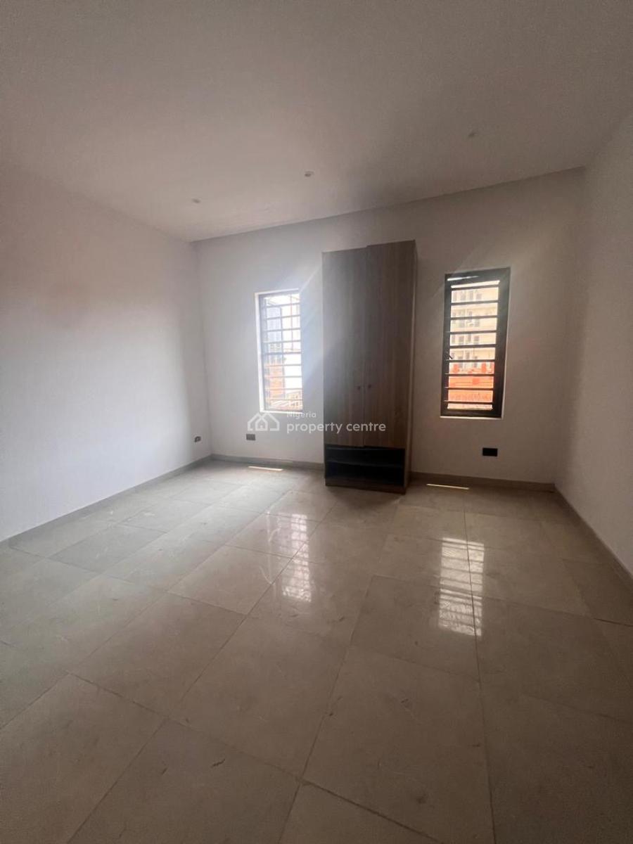 Stunning 1 & 2 Bedroom Apartment in a Secured Estate, Stunning 1 & 2 Bedroom Apartment in a Secured Estate, Lekki Phase 1, Lekki, Lagos, Block of Flats for Sale