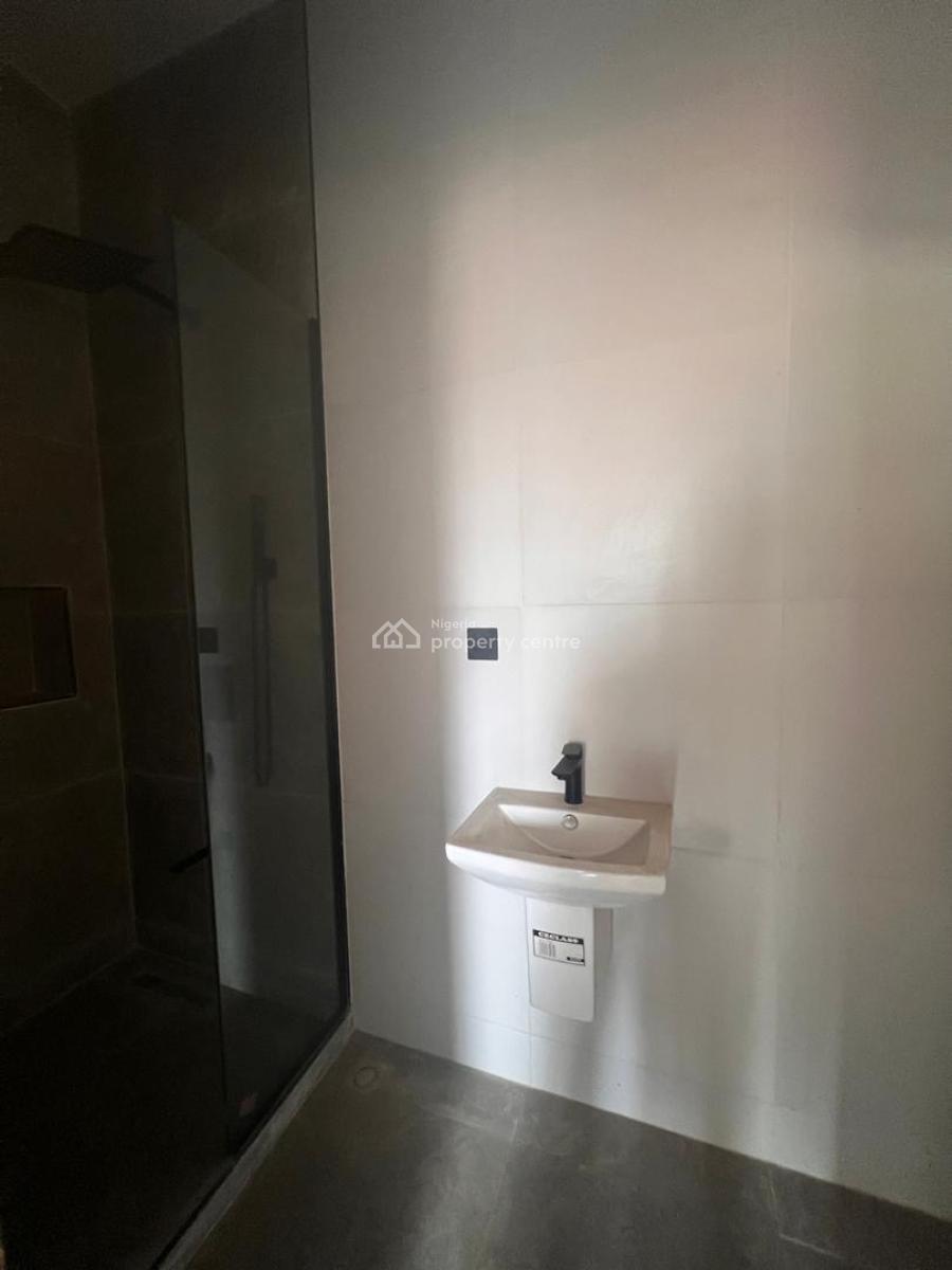 Stunning 1 & 2 Bedroom Apartment in a Secured Estate, Stunning 1 & 2 Bedroom Apartment in a Secured Estate, Lekki Phase 1, Lekki, Lagos, Block of Flats for Sale