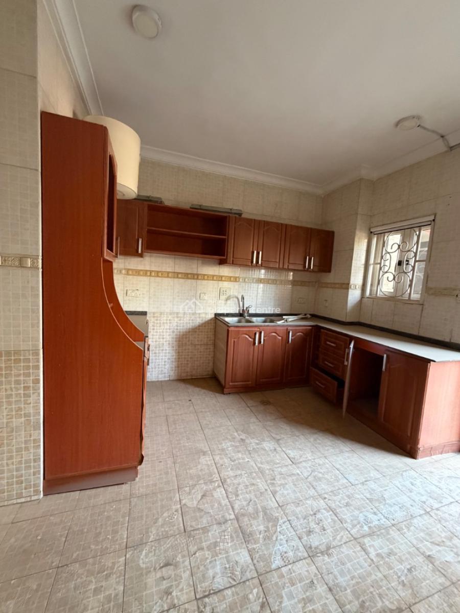 8 Units of Standard 3 Bedroom Apartment with 2 Bq, Main, Jabi, Abuja, Flat / Apartment for Rent