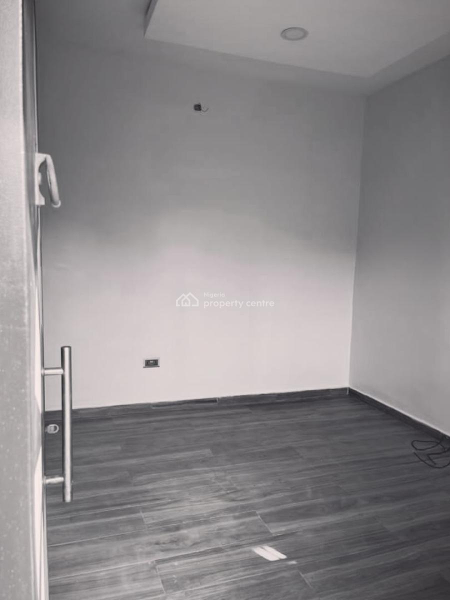 a Beautiful 2bedroom Apartment, Orchid Hotel Road, Lekki, Lagos, Flat / Apartment for Rent