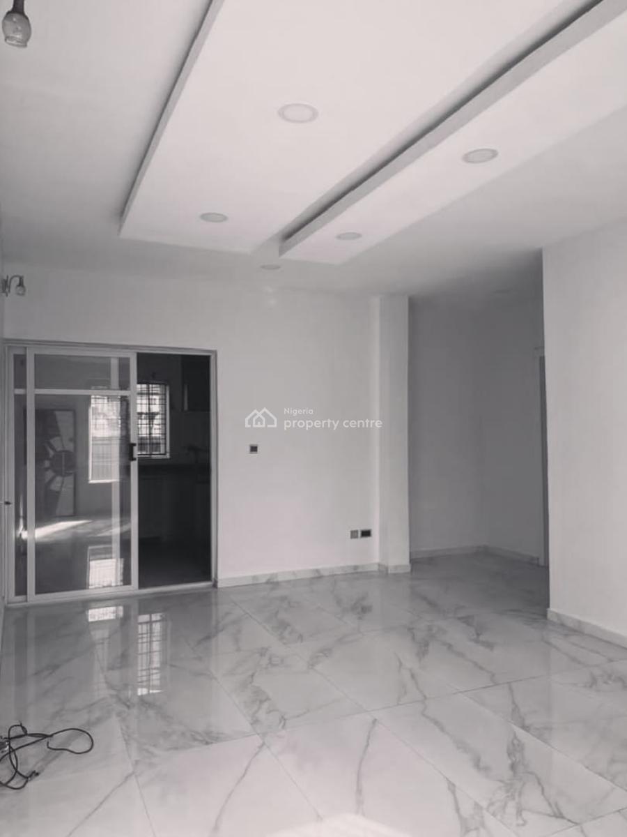 a Beautiful 2bedroom Apartment, Orchid Hotel Road, Lekki, Lagos, Flat / Apartment for Rent