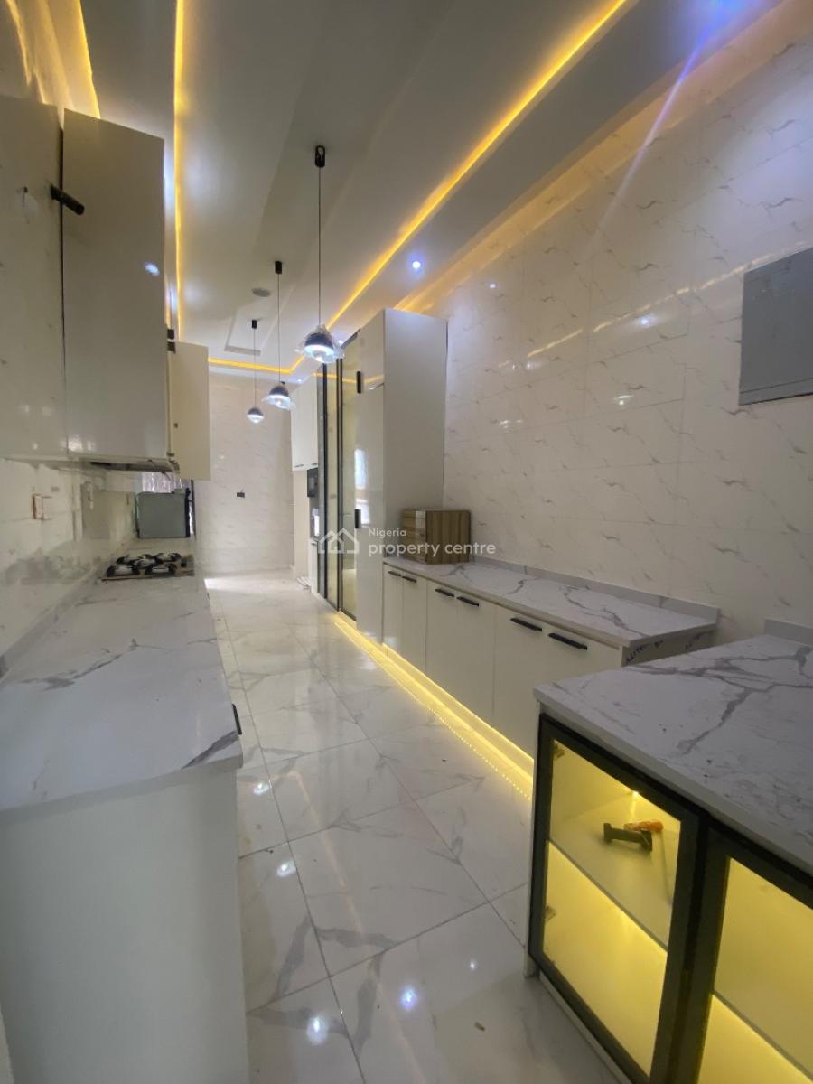 5 Bedroom Fully Detached Duplex with Bq, Ikota, Lekki, Lagos, Detached Duplex for Sale