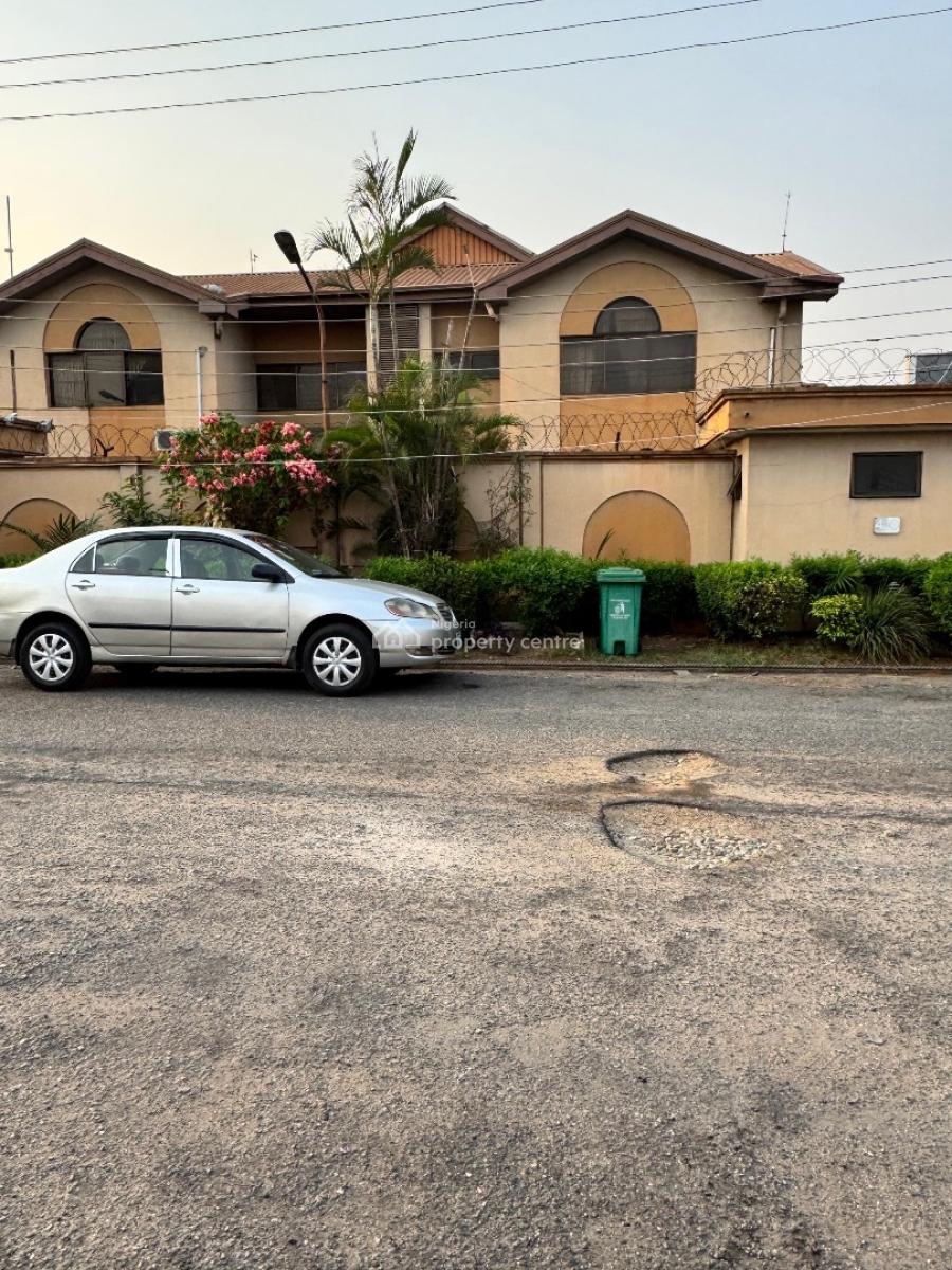 Lovely Demolishable 5 Bedroom Semi Detached Duplex with a Bq, Gra Phase 2, Magodo, Lagos, Semi-detached Duplex for Sale