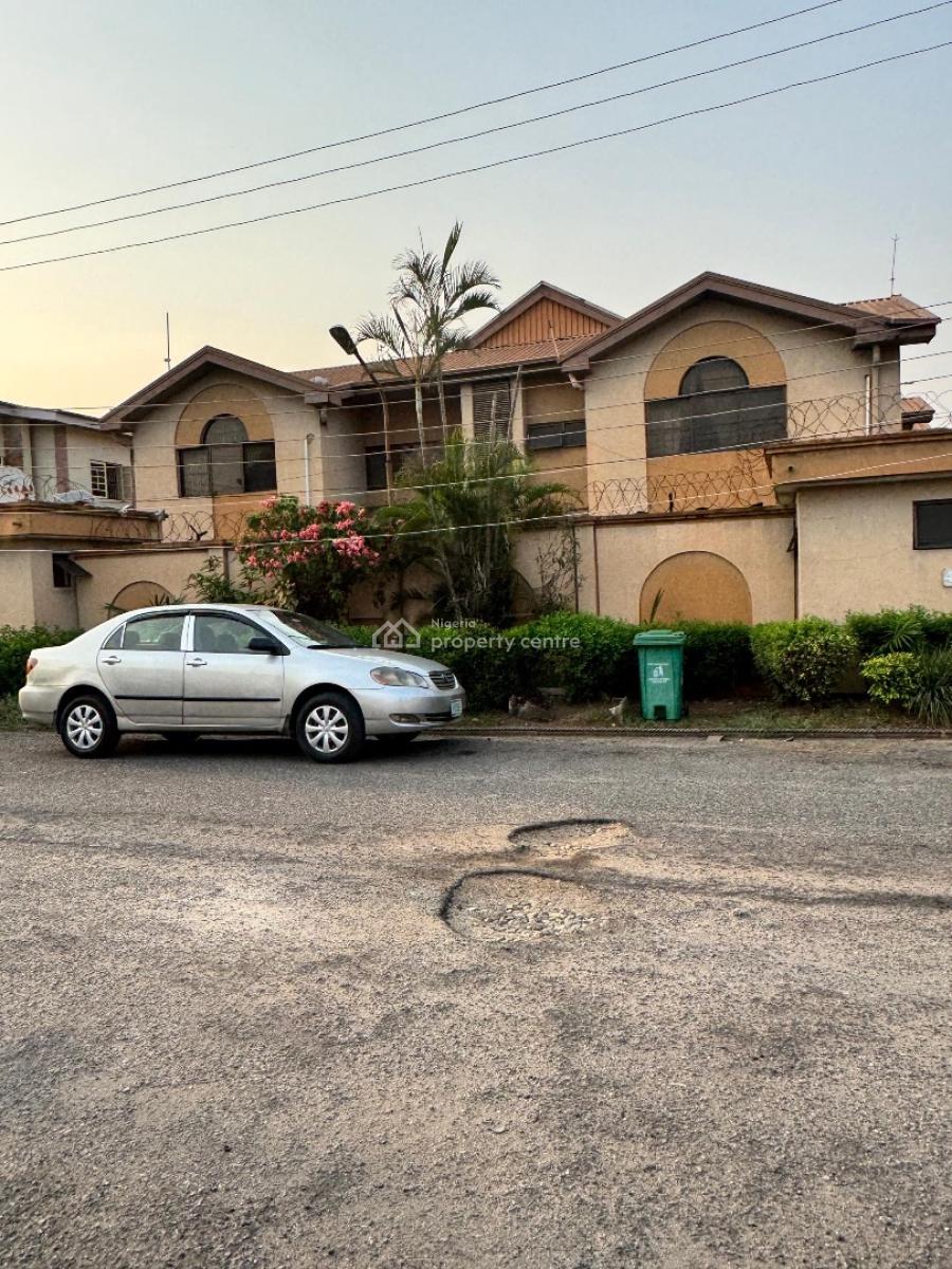 Lovely Demolishable 5 Bedroom Semi Detached Duplex with a Bq, Gra Phase 2, Magodo, Lagos, Semi-detached Duplex for Sale
