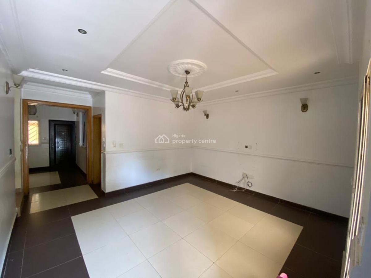 Neatly Maintained 3 Bedroom Terraced Duplex with Bq Serviced Estate, Osapa, Lekki, Lagos, Terraced Duplex for Rent
