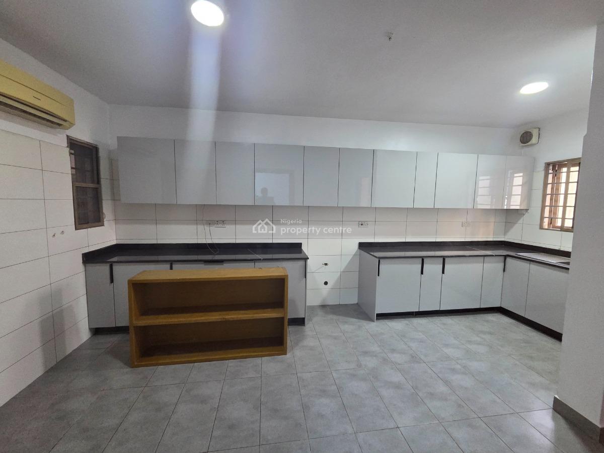 a Serviced & Newly Renovated  3 Bedroom  Apartment with a Room Bq, Oniru, Victoria Island (vi), Lagos, Flat / Apartment for Rent