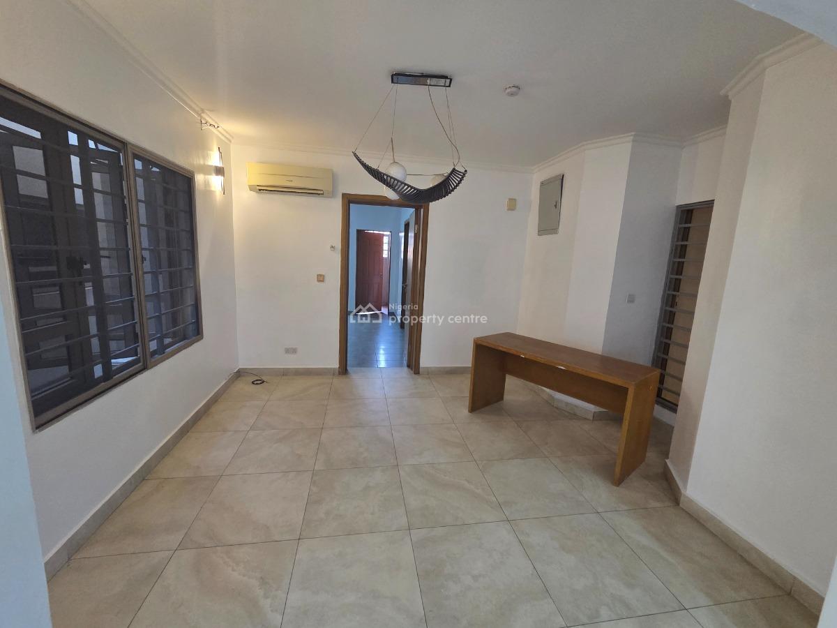 a Serviced & Newly Renovated  3 Bedroom  Apartment with a Room Bq, Oniru, Victoria Island (vi), Lagos, Flat / Apartment for Rent