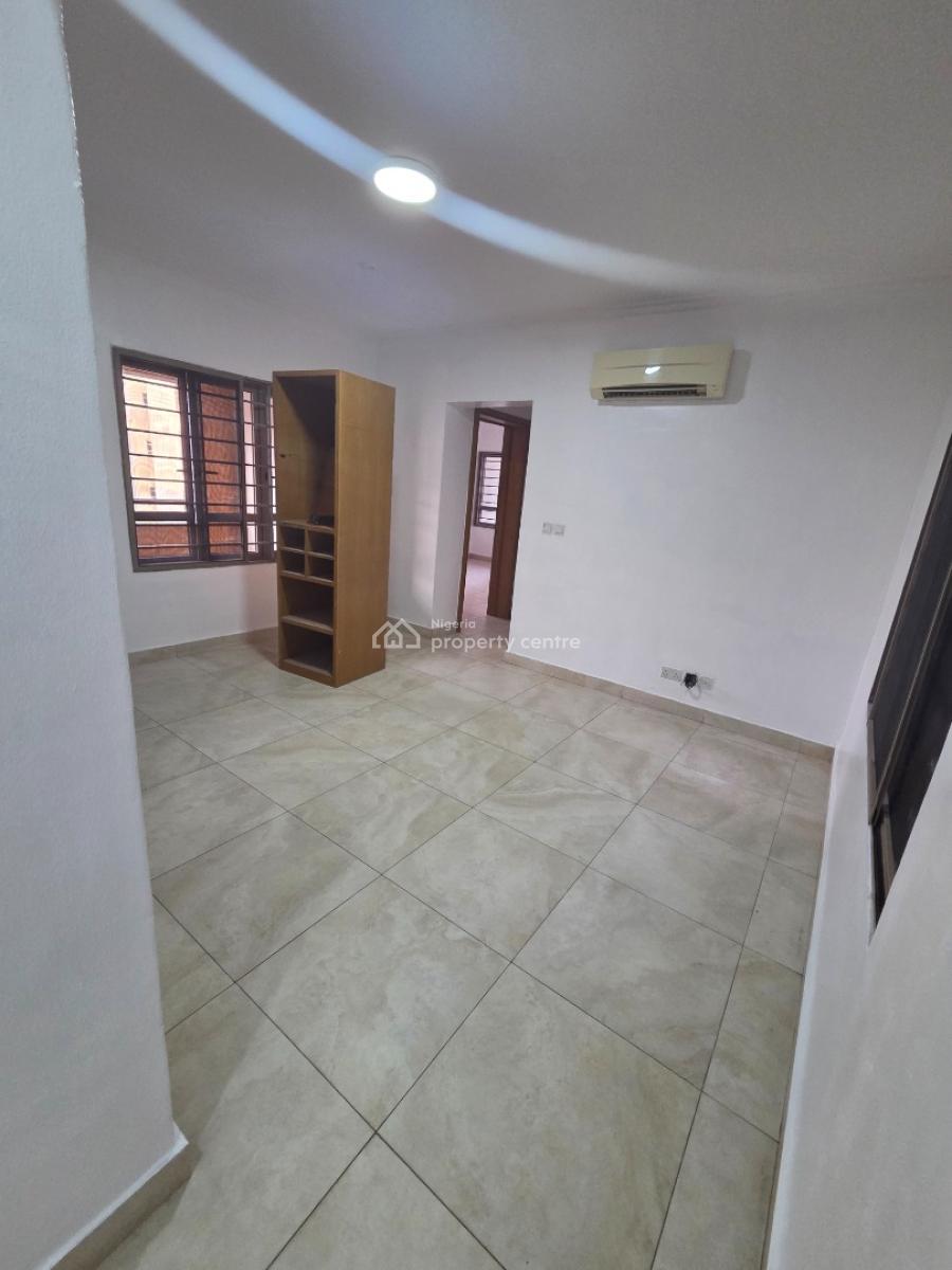 a Serviced & Newly Renovated  3 Bedroom  Apartment with a Room Bq, Oniru, Victoria Island (vi), Lagos, Flat / Apartment for Rent