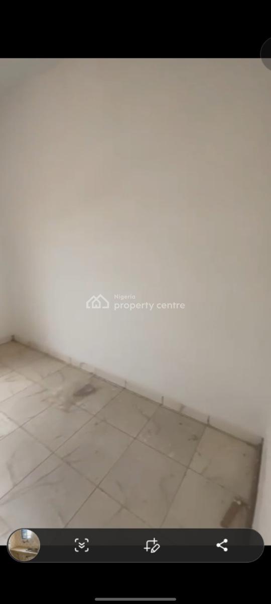 Selfcon in Chika Opposite Shoprite Airport Road Abuja, Lugbe District, Abuja, Self Contain (single Rooms) for Rent