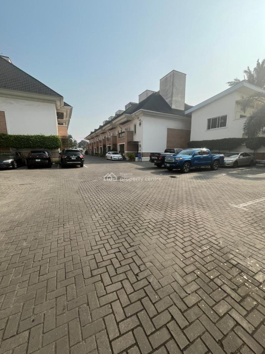 Luxury 4 Bedroom Terrace with Bq,swimming Pool,gym,24/7 Security & Power, Off Ruxton Road, Old Ikoyi, Ikoyi, Lagos, Terraced Duplex for Rent