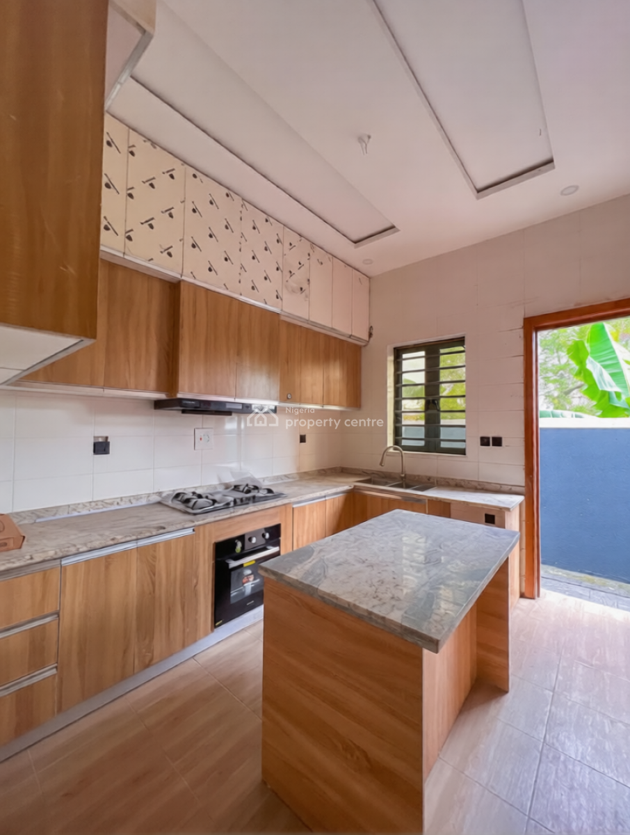 4 Bedroom Semi-detached House with Bq, Ajah, Lagos, Semi-detached Duplex for Sale