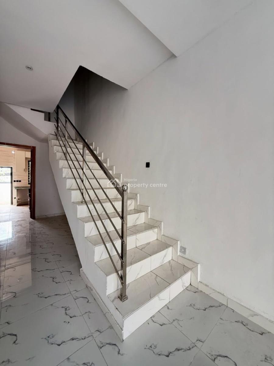 4 Bedroom Semi-detached House with Bq, Ajah, Lagos, Semi-detached Duplex for Sale