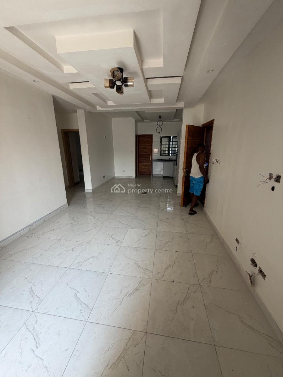 Lovely 2 Bedroom on First Floor, Ilasan, Lekki, Lagos, Flat / Apartment for Rent