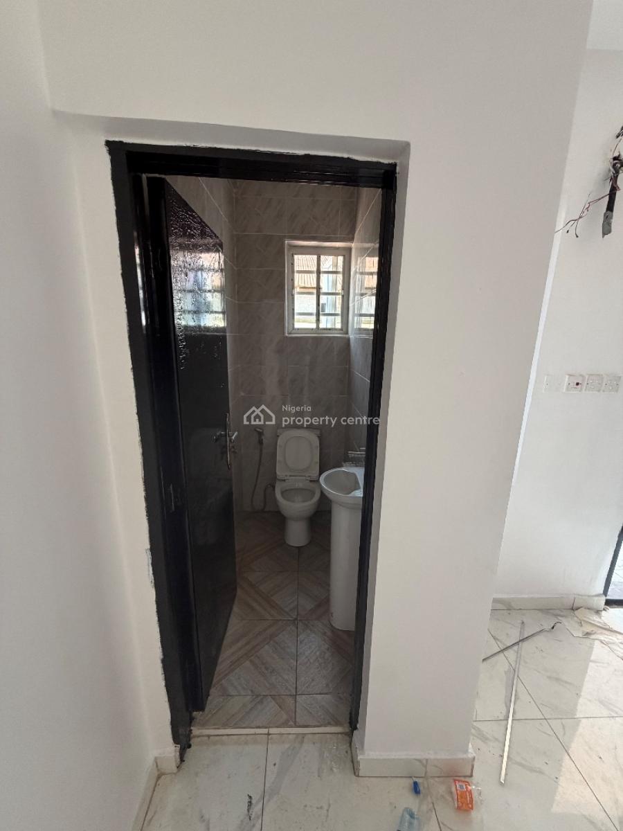 Lovely 2 Bedroom on Ground Floor, Salem, Ikate, Lekki, Lagos, Flat / Apartment for Rent