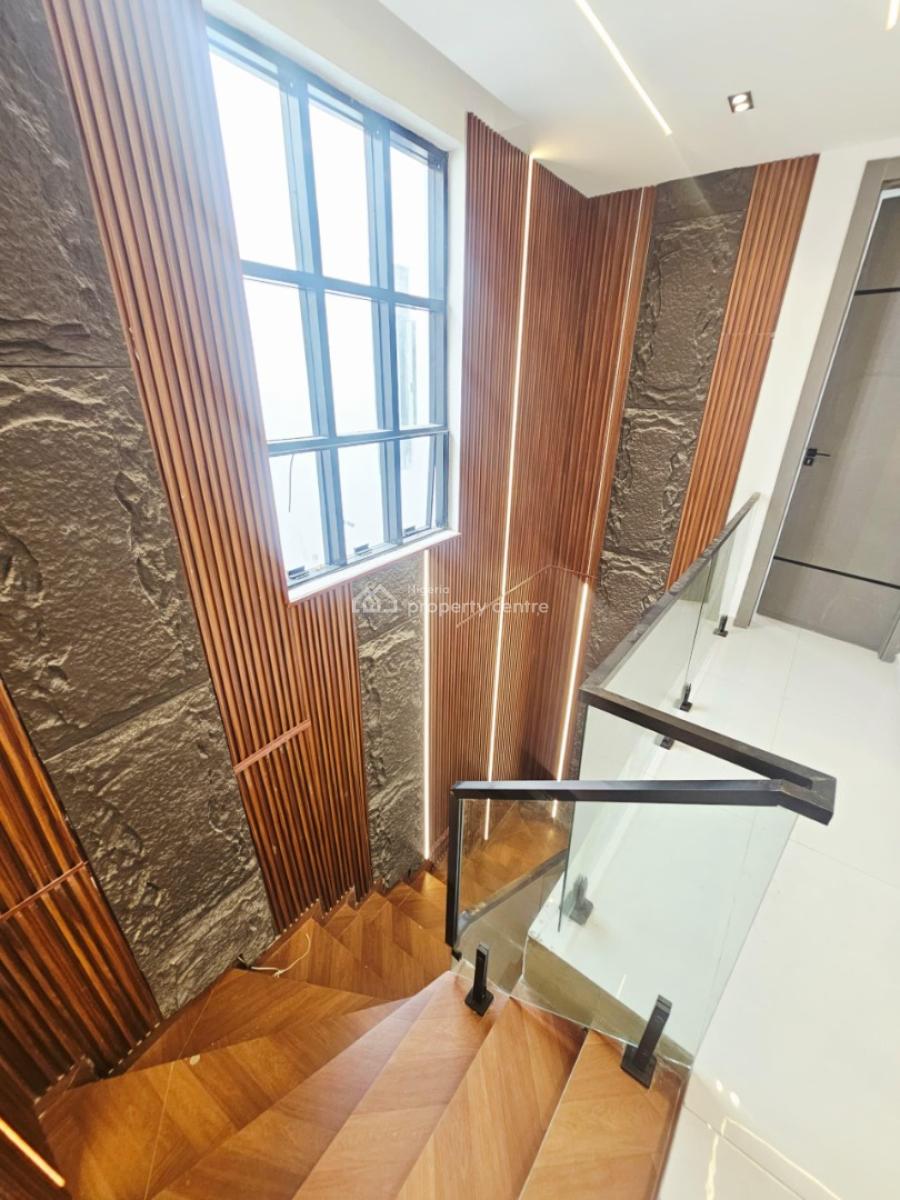 Classy  5 Bedroom with a Maids Room, Chevron Drive, Lekki, Lagos, Detached Duplex for Sale