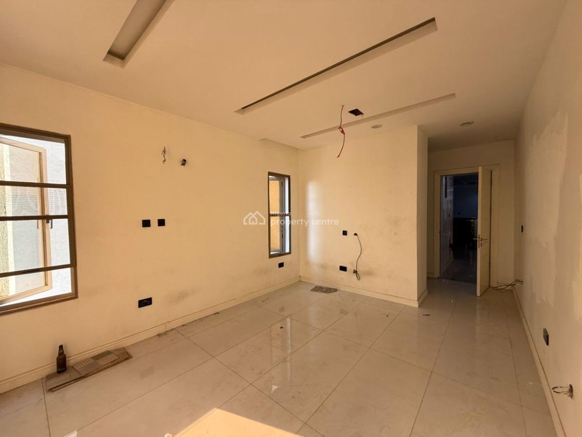 5 Bedroom Contemporary Fully Detached House with Bq, Guzape District, Abuja, House for Sale