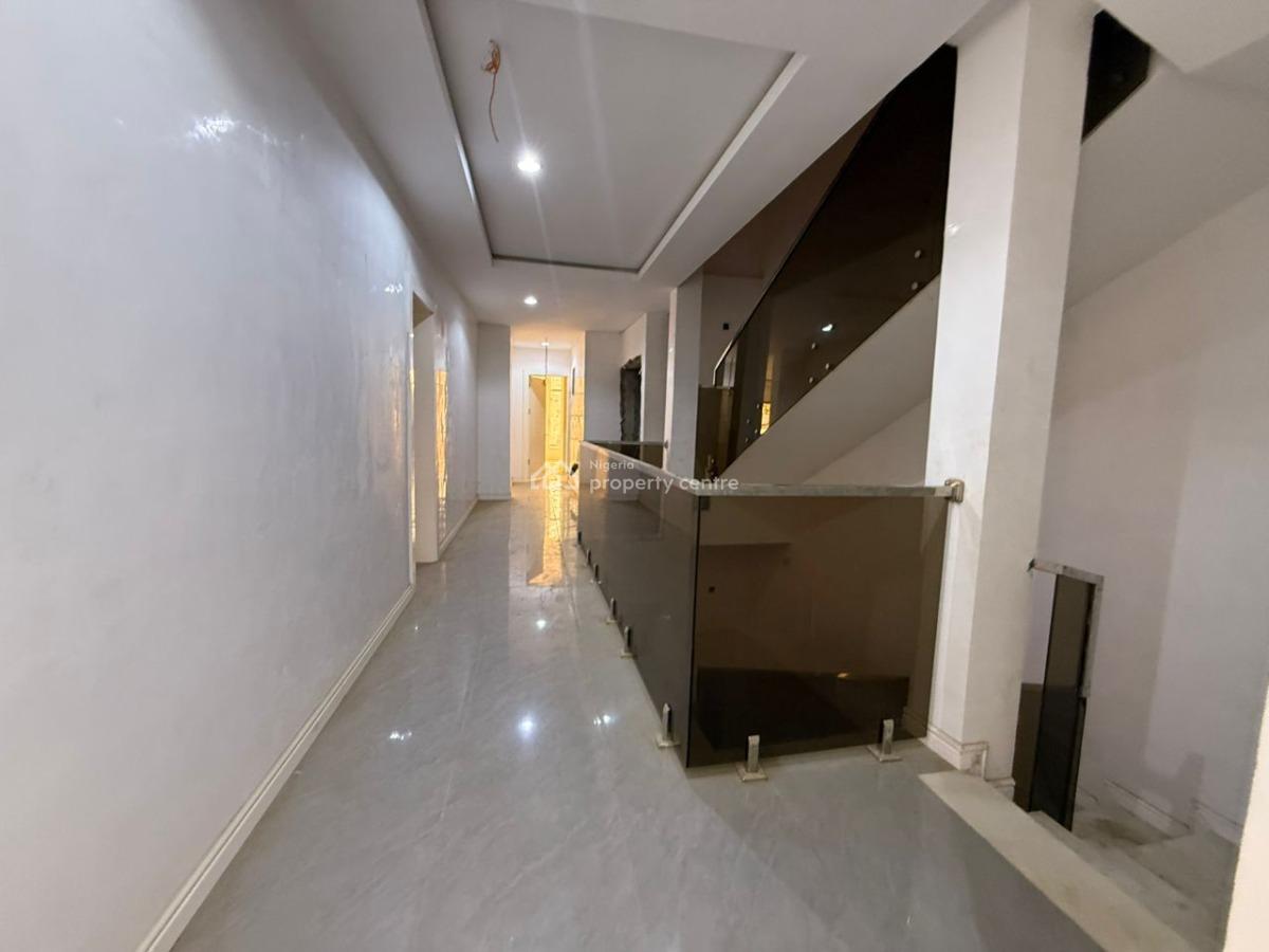 5 Bedroom Contemporary Fully Detached House with Bq, Guzape District, Abuja, House for Sale