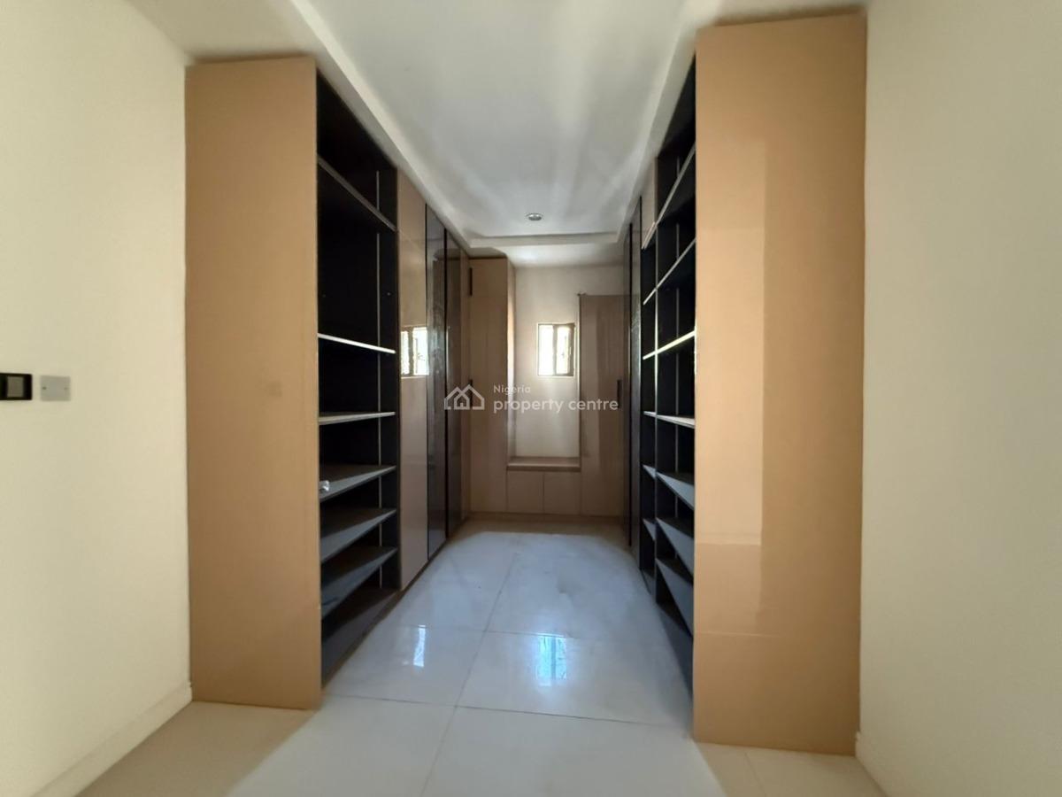 5 Bedroom Contemporary Fully Detached House with Bq, Guzape District, Abuja, House for Sale