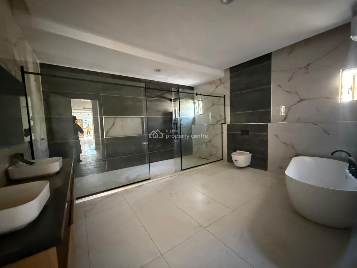 5 Bedroom Contemporary Fully Detached House with Bq, Guzape District, Abuja, House for Sale