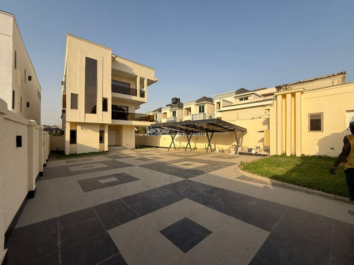 5 Bedroom Contemporary Fully Detached House with Bq, Guzape District, Abuja, House for Sale