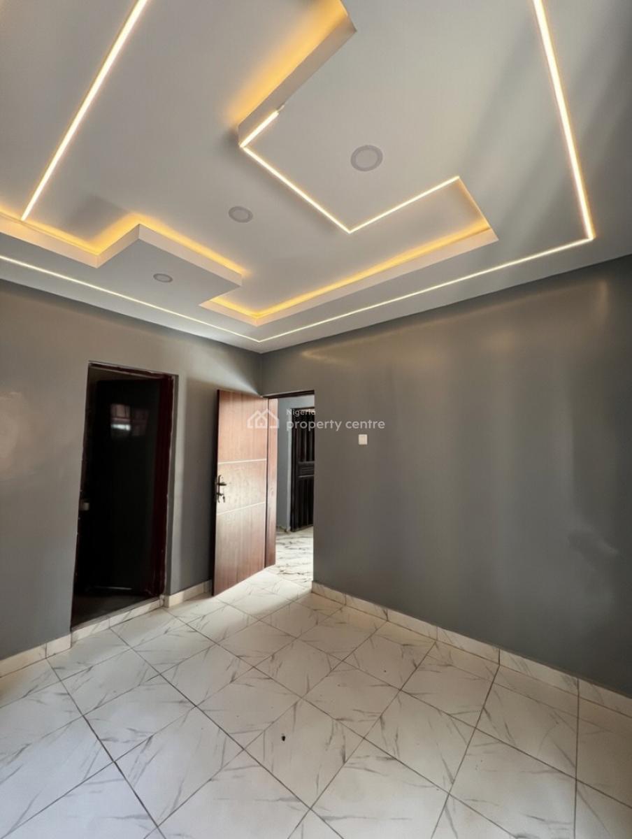 a Standard Mini Flat, Before Novare Shoprite Ajah, Lekki Phase 2, Lekki, Lagos, Mini Flat (room and Parlour) for Rent