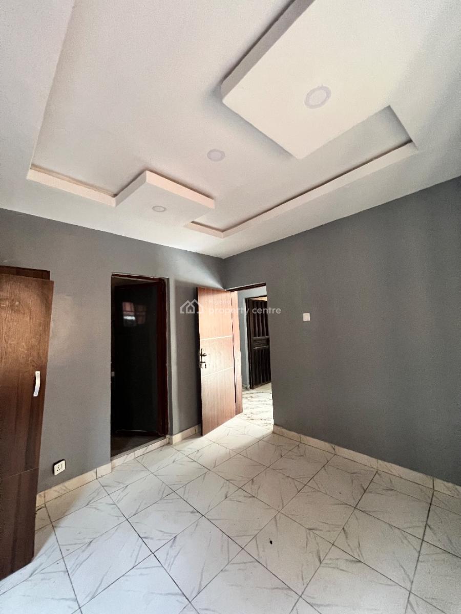 a Standard Mini Flat, Before Novare Shoprite Ajah, Lekki Phase 2, Lekki, Lagos, Mini Flat (room and Parlour) for Rent