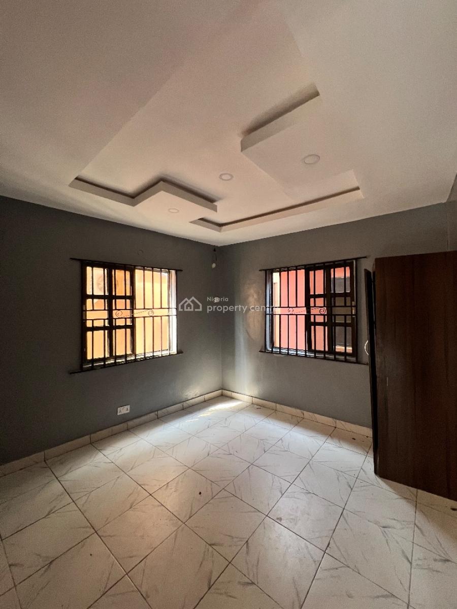 a Standard Mini Flat, Before Novare Shoprite Ajah, Lekki Phase 2, Lekki, Lagos, Mini Flat (room and Parlour) for Rent
