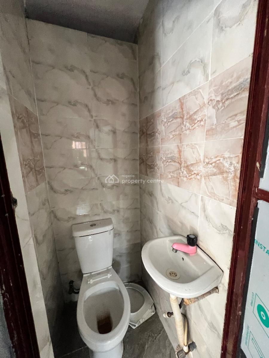 a Standard Mini Flat, Before Novare Shoprite Ajah, Lekki Phase 2, Lekki, Lagos, Mini Flat (room and Parlour) for Rent