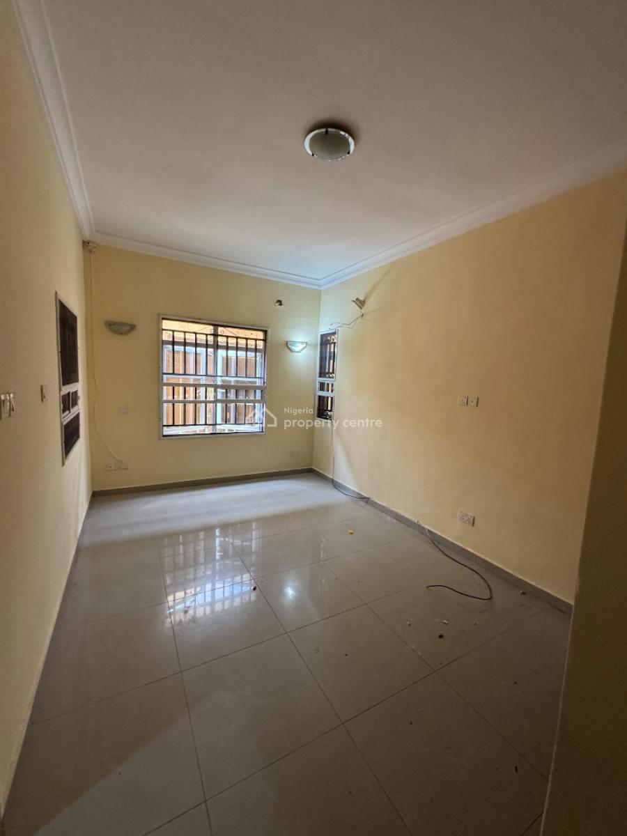 Spacious 3 Bedroom Apartment, Chevron, Lekki Expressway, Lekki, Lagos, Flat / Apartment for Rent
