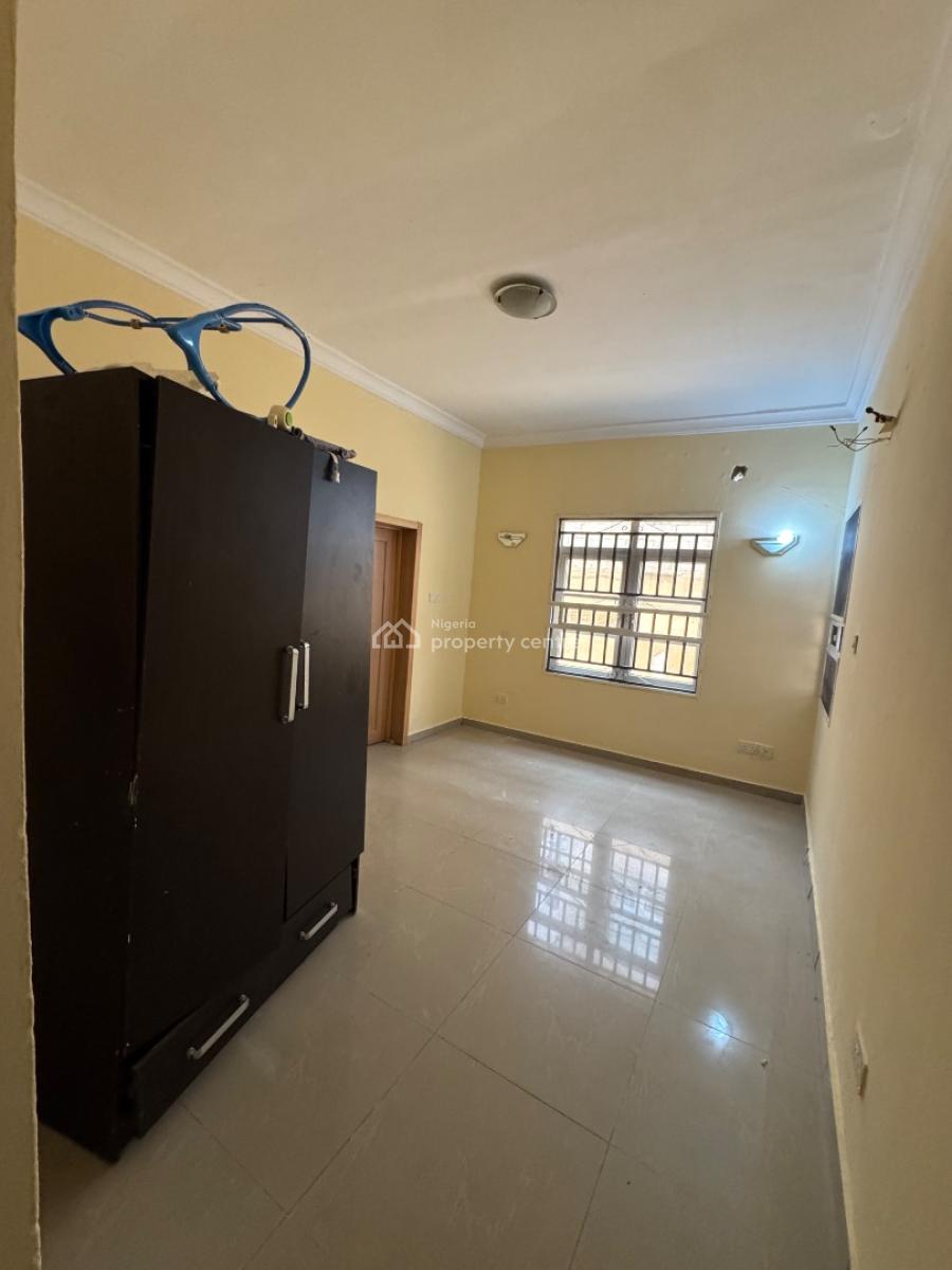 Spacious 3 Bedroom Apartment, Chevron, Lekki Expressway, Lekki, Lagos, Flat / Apartment for Rent