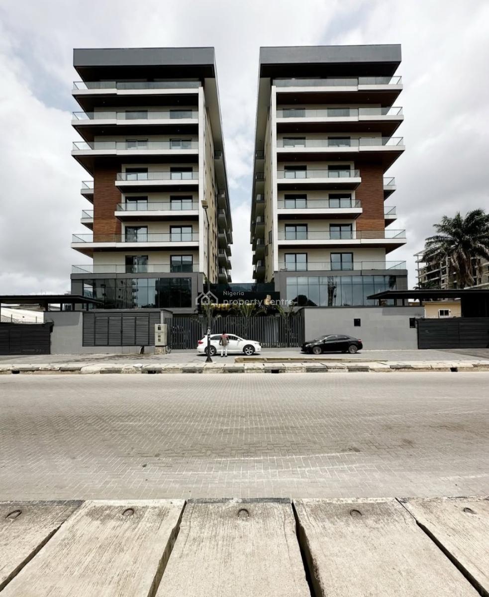 Tastefully Finished 4 Bedroom En-suite Luxury House. It Comes with an, Ikoyi, Lagos, House for Rent