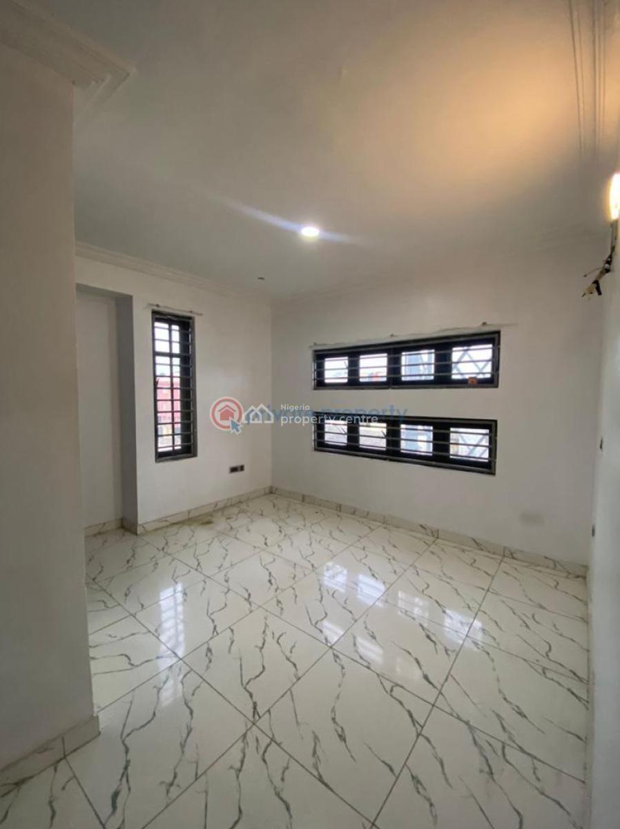 Fully Serviced 3bedroom Apartment, New Road, Lekki, Lagos, Flat / Apartment for Rent