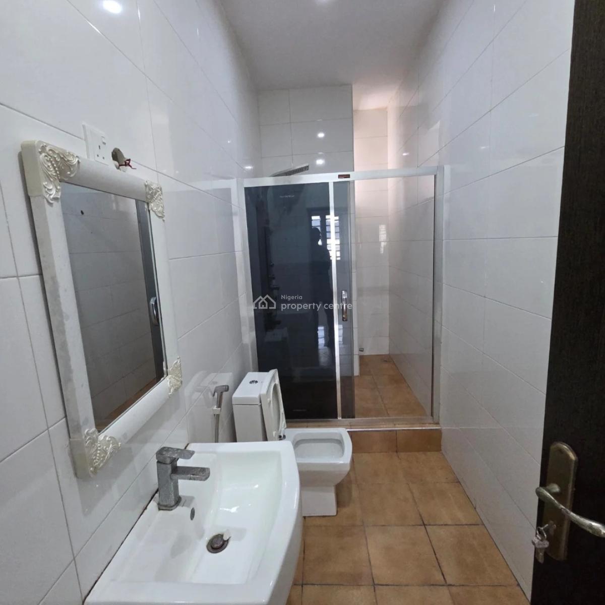 3 Bedroom Apartment + Bq, Adeniyi Jones, Ikeja, Lagos, Flat / Apartment for Sale