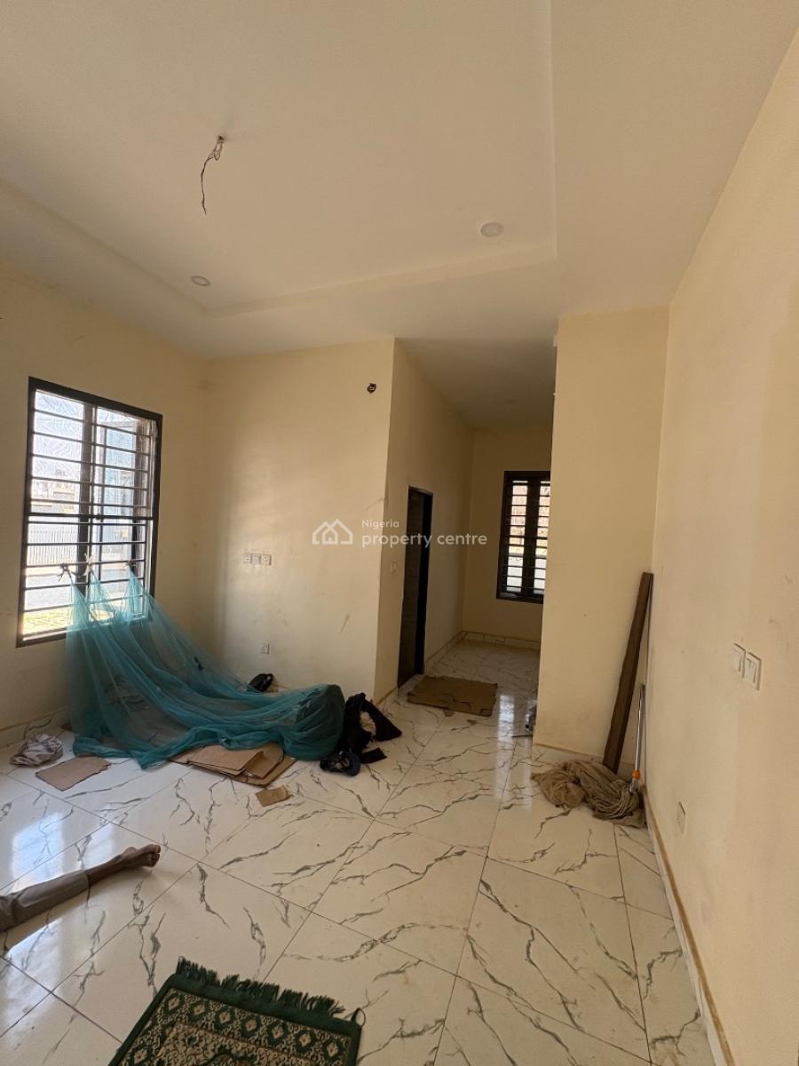 2-bedroom Apartment, Nut Axis, Lugbe District, Abuja, Flat / Apartment for Rent