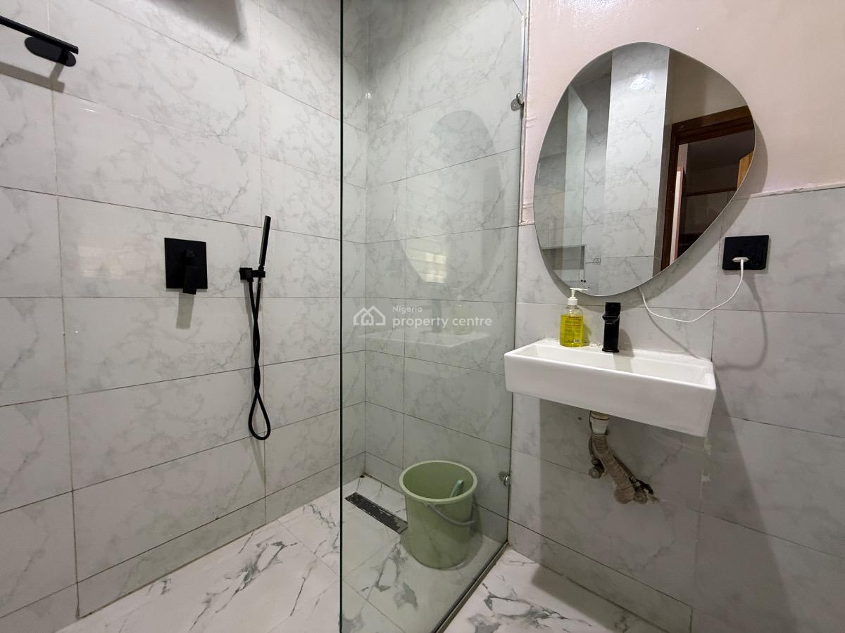 2 Bedroom Fully Furnished Maisonette, Lekki Phase 1, Lekki, Lagos, Terraced Duplex for Sale