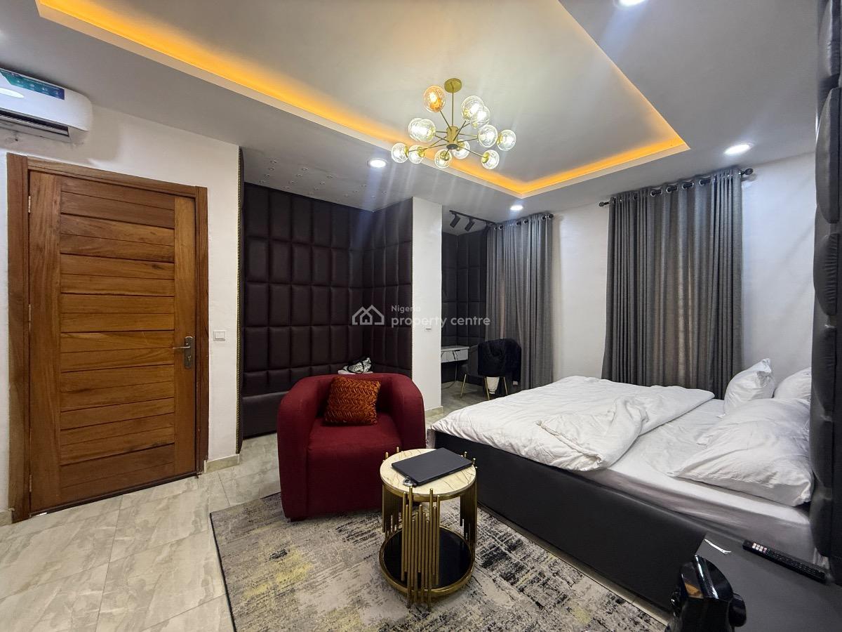 3 Bedroom Apartments, Lekki Phase 1, Lekki, Lagos, Flat / Apartment for Sale