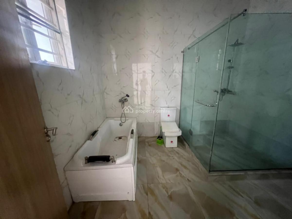 4 Bedrooms Terrace Duplex, Ikota Villa Estate, Lekki, Lagos, Terraced Duplex for Rent