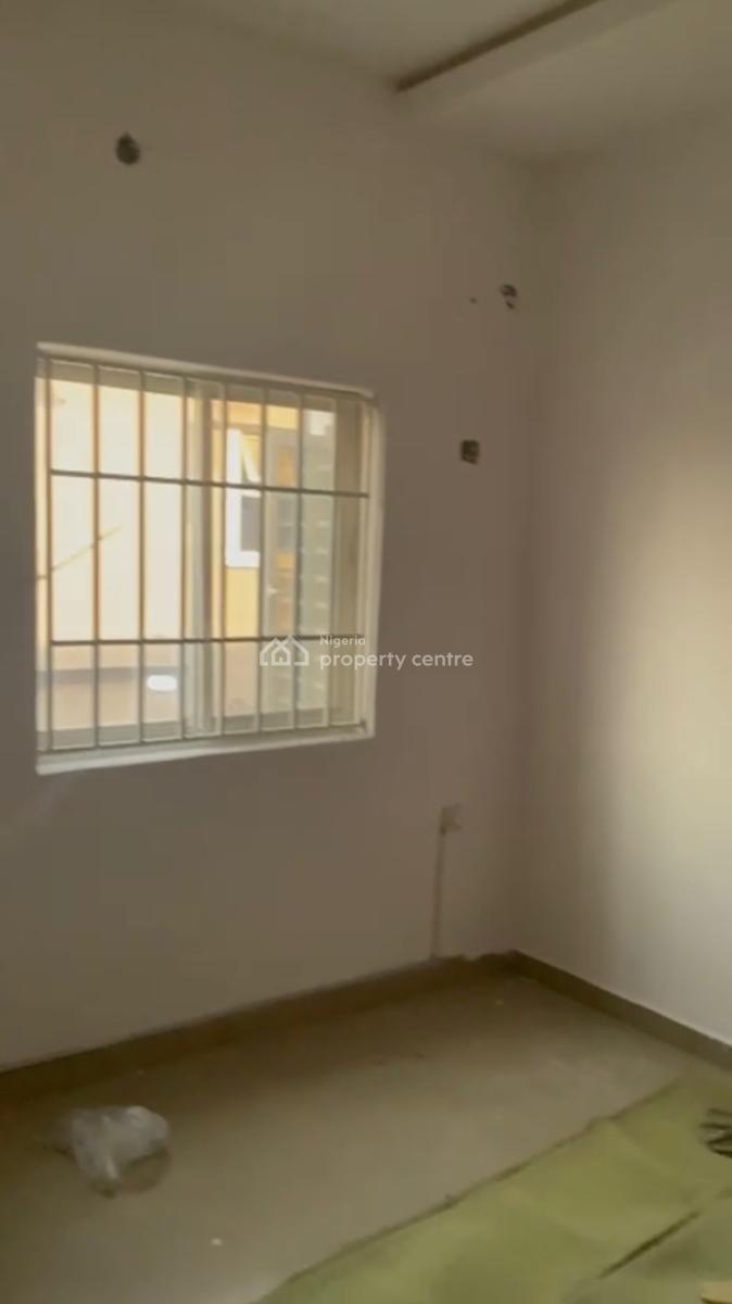 2 Bedroom Available Off Addo Road, Ajah, Lagos, Flat / Apartment for Rent