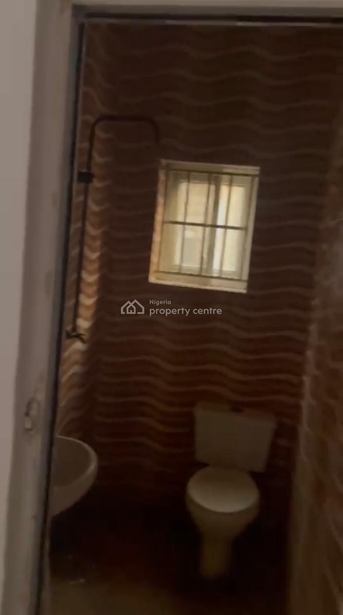 2 Bedroom Available Off Addo Road, Ajah, Lagos, Flat / Apartment for Rent