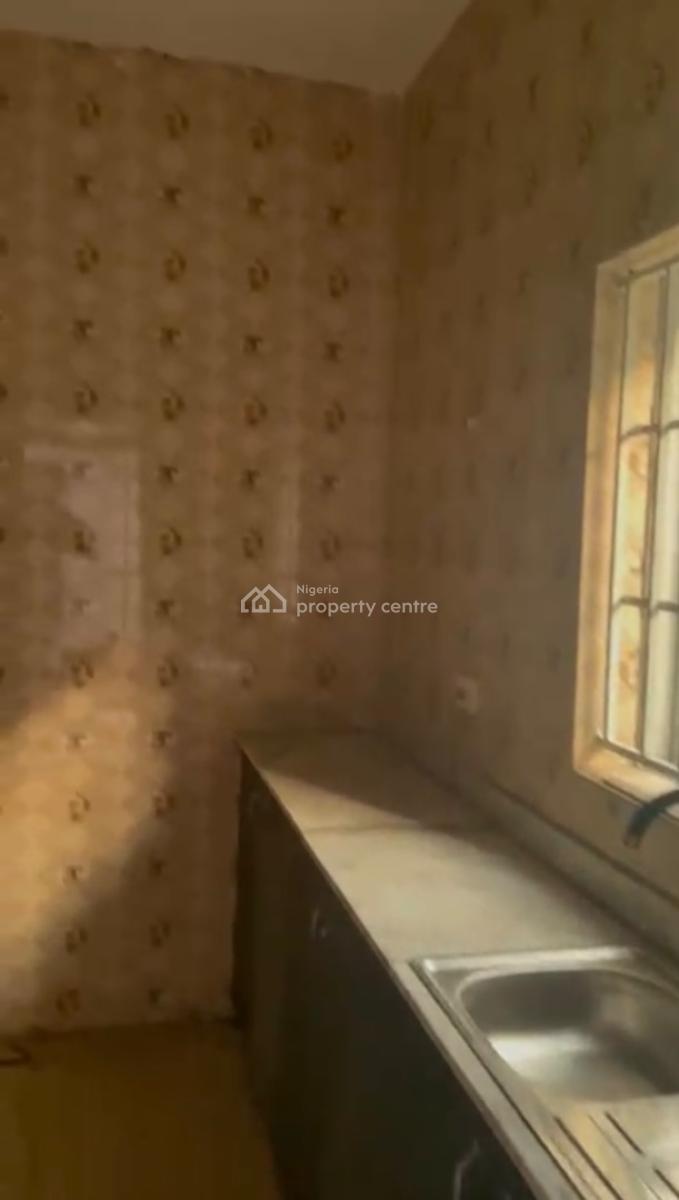 2 Bedroom Available Off Addo Road, Ajah, Lagos, Flat / Apartment for Rent