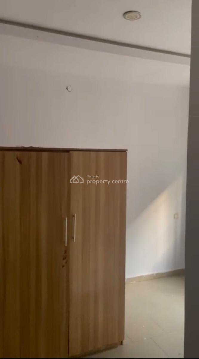 2 Bedroom Available Off Addo Road, Ajah, Lagos, Flat / Apartment for Rent