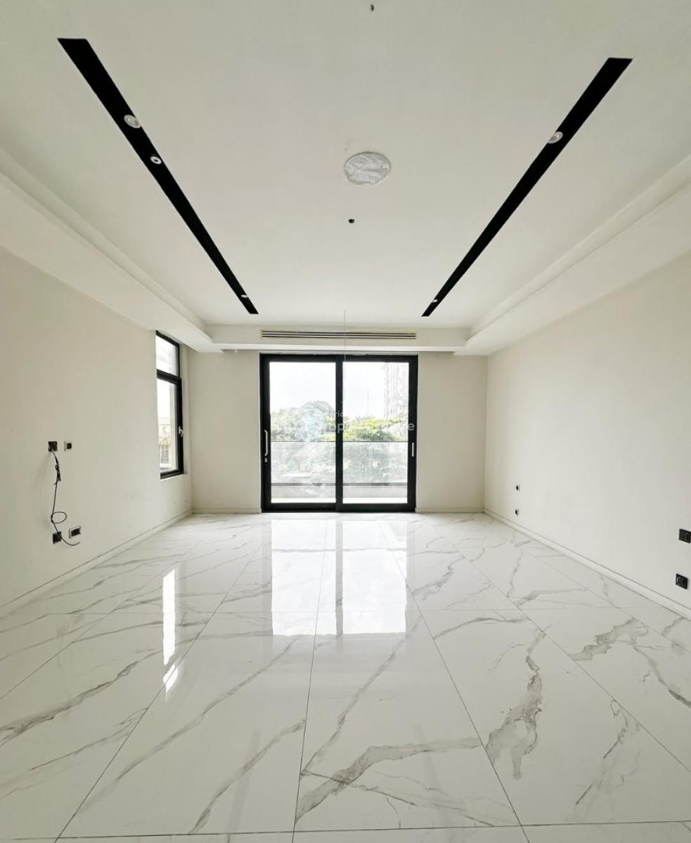 Tastefully Finished 4 Bedroom En-suite Luxury House. It Comes with an, Ikoyi, Lagos, House for Sale