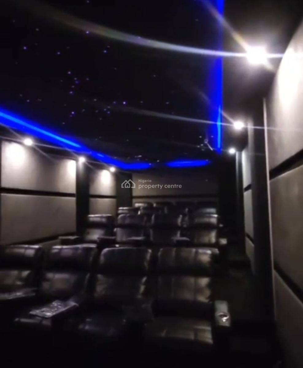 Tastefully Finished 4 Bedroom En-suite Luxury House. It Comes with an, Ikoyi, Lagos, House for Sale