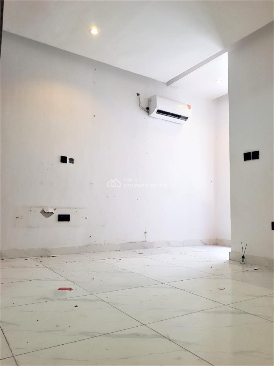 Fully Serviced 2 Bedroom Flat in a Serene Neighbourhood, Ologolo, Lekki, Lagos, Flat / Apartment for Rent