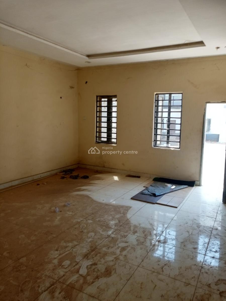 Tastefully Finished Brand Newly Built  4 Bedroom Terrace Duplex, By Aduvie School, Jahi, Abuja, Terraced Duplex for Sale