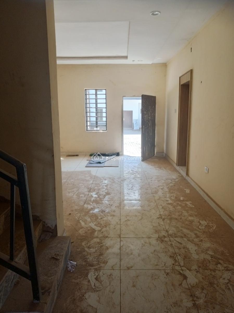 Tastefully Finished Brand Newly Built  4 Bedroom Terrace Duplex, By Aduvie School, Jahi, Abuja, Terraced Duplex for Sale