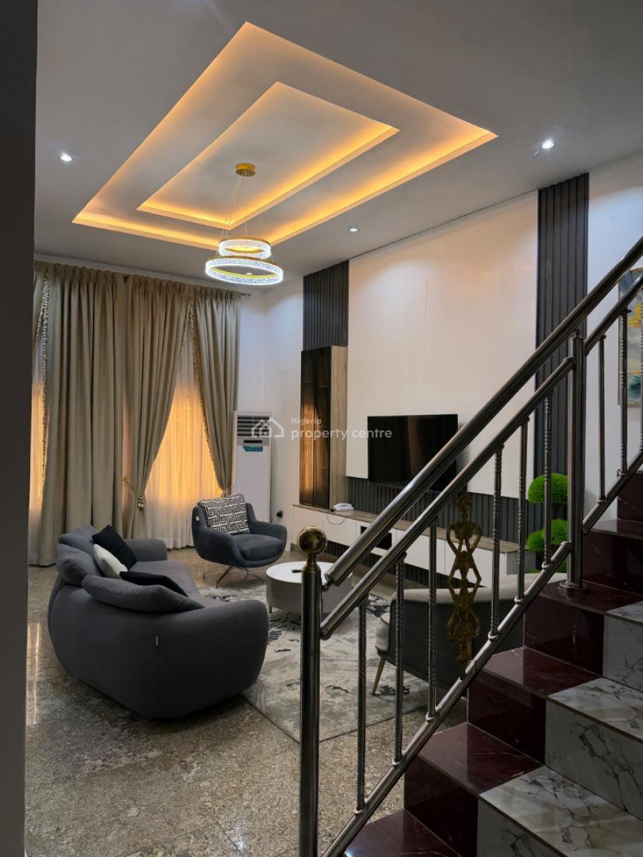 Standard 6 Bedroom Terrace Duplex, Guzape District, Abuja, Terraced Duplex for Rent