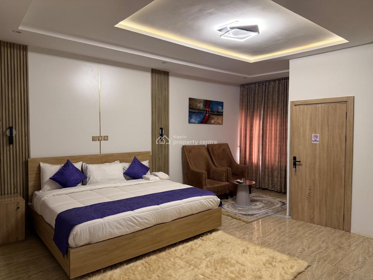 Standard 6 Bedroom Terrace Duplex, Guzape District, Abuja, Terraced Duplex for Rent