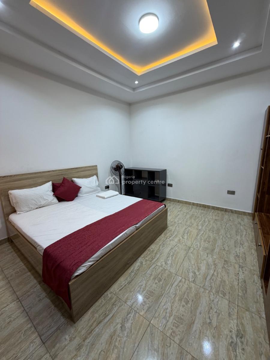 Standard 6 Bedroom Terrace Duplex, Guzape District, Abuja, Terraced Duplex for Rent